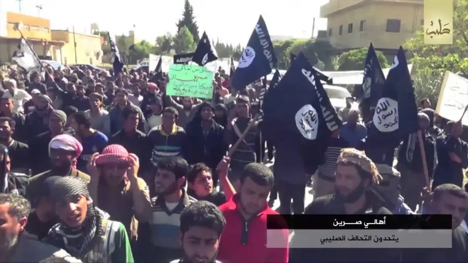 أهالي صرّين يتحدّون التحالف الصليبي – ولاية حلب