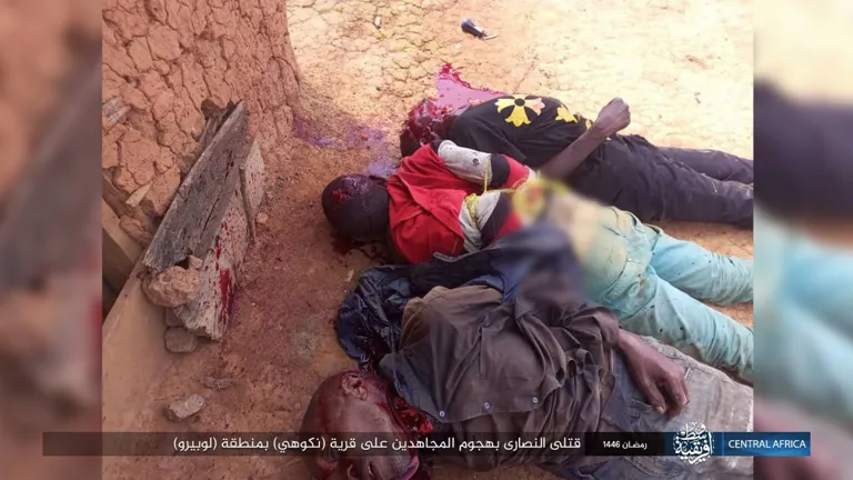 ولاية وسط إفريقية – صور: نتائج هجوم جنود الخلافة على قرية (نكوهي) النصرانية بمنطقة (لوبيرو) شرقي الكونغو